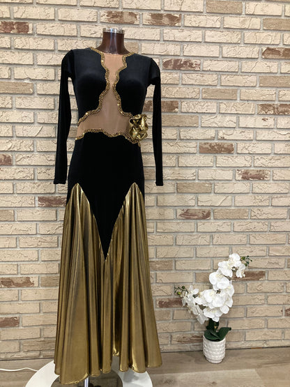 Elegant black-and-gold Smooth Dress