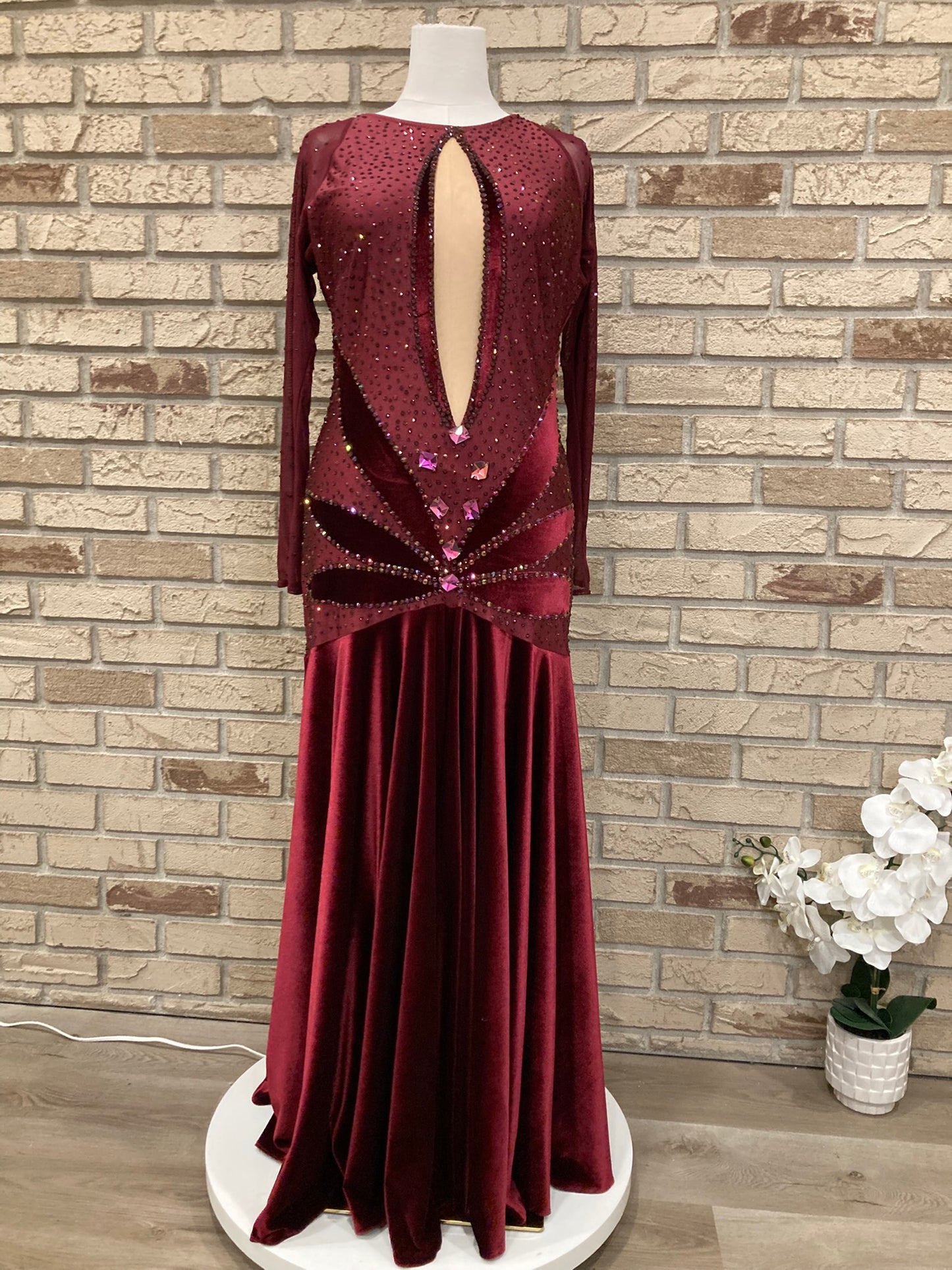 Elegant burgundy velvet  smooth dance dress size M/L
