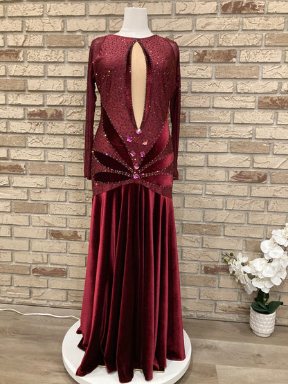 Elegant burgundy velvet  smooth dance dress size M/L